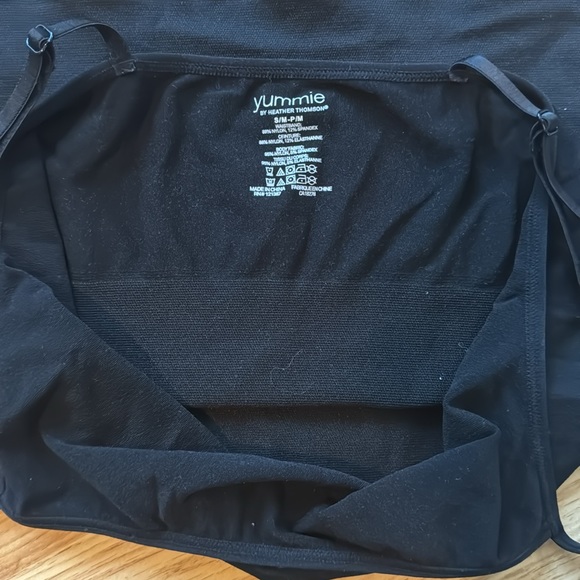 Yummie slimming Tank - size S/M - Picture 5 of 6